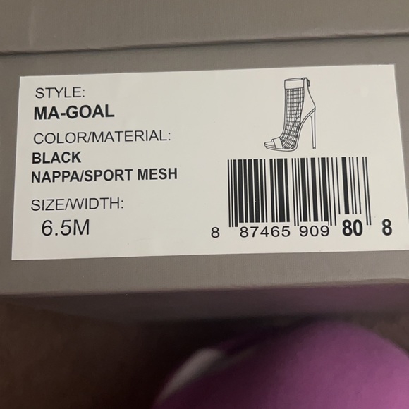 BCBG | Women’s Nappa Mesh Overlay Bootie Heels *Peek-A-Boo Size 6.5 Sandals - Picture 4 of 4